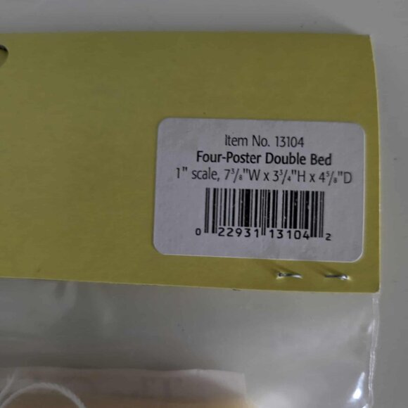 NWT The Colonial Collection Four-Poster Bed Dollhouse Miniature Kit - Picture 3 of 4